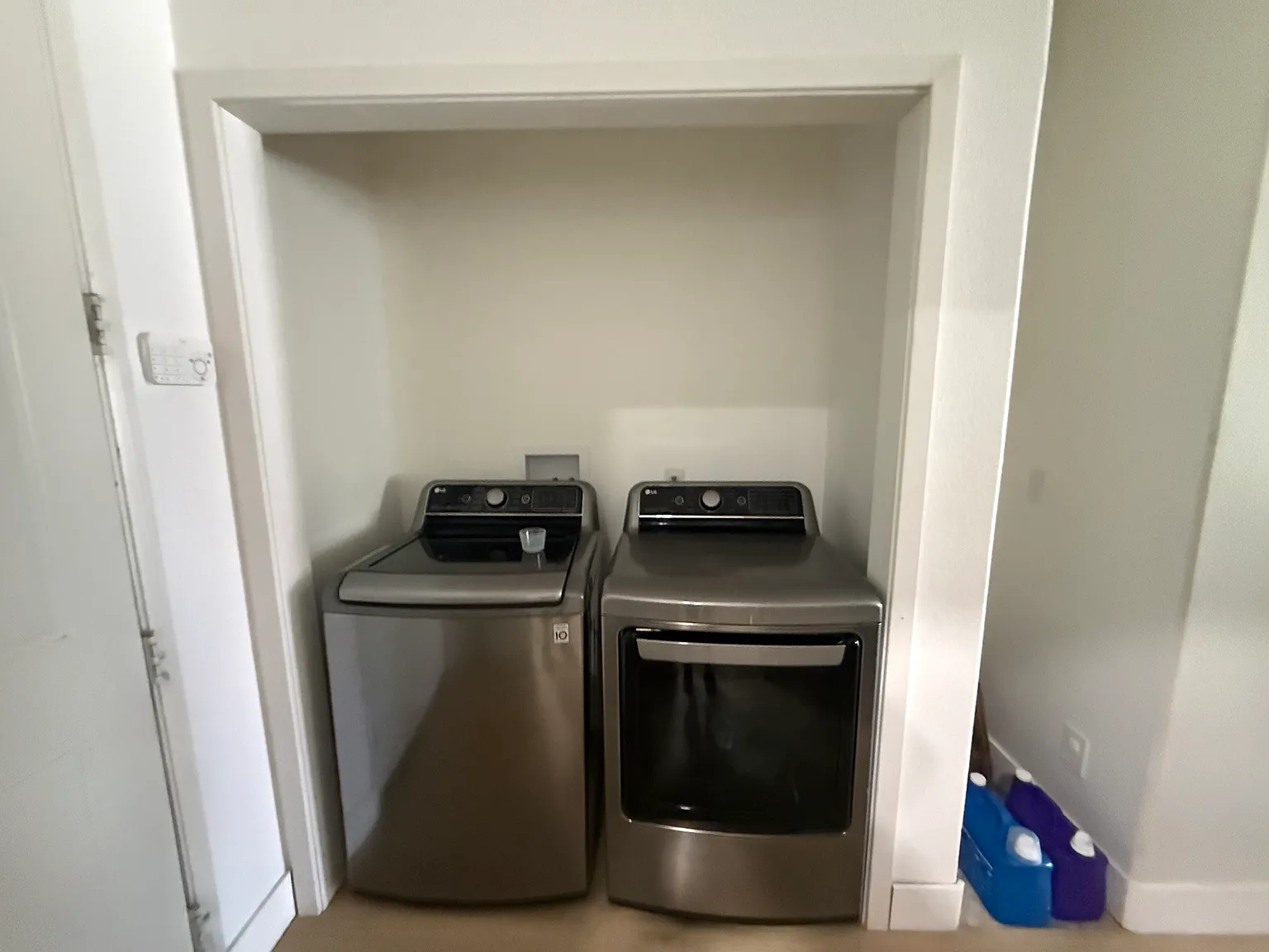 3 bed, 1808 sqft, $3,250 — Photo 4