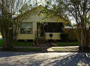 715 E Hunnicutt St, Baytown, TX 77520