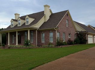 103 Palmer Ln, Holly Springs, MS 38635