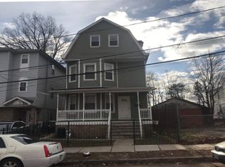 40 Yates Ave, Newark, NJ 07112