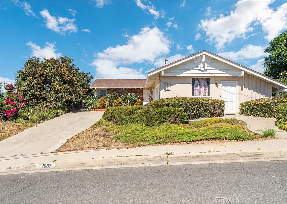 1st image of 1087 Ridgecrest St