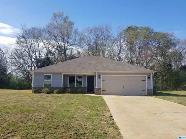 208 Cambridge Park Dr, Montevallo, AL 35115