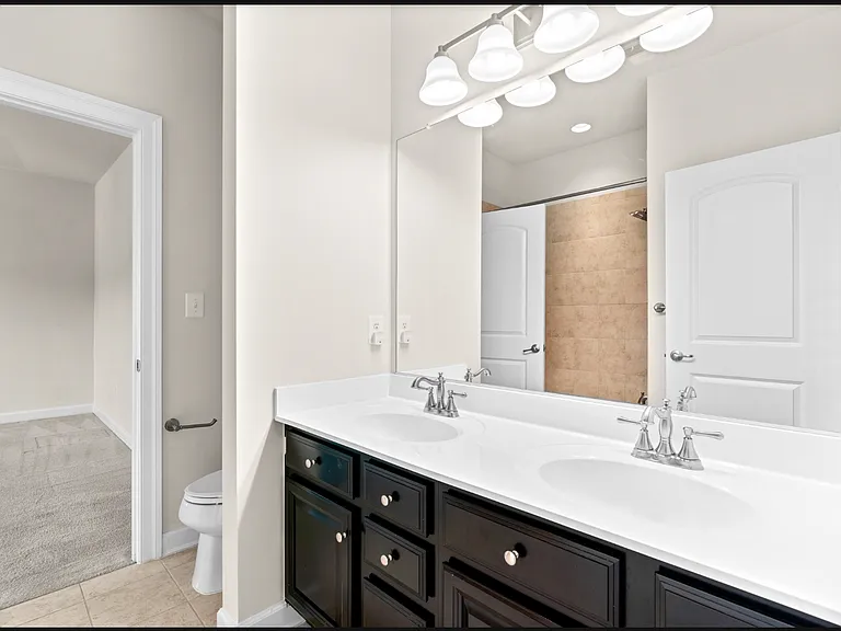 208 Bottsford Ave — Photo 27