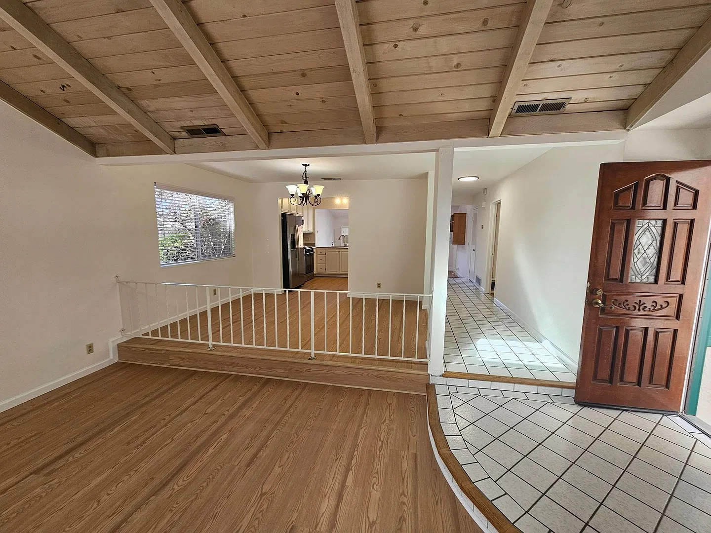 Deramy 4-Bedroom Delight! - Fremont — Photo 2