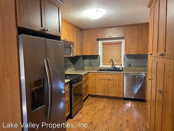 5th image of 1101 Julie Ln