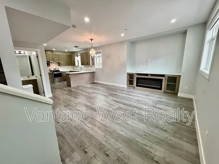 756 Glenwood Ave #2 — Photo 9