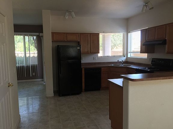 3rd image of 14885 S Camino Tierra Del Rio