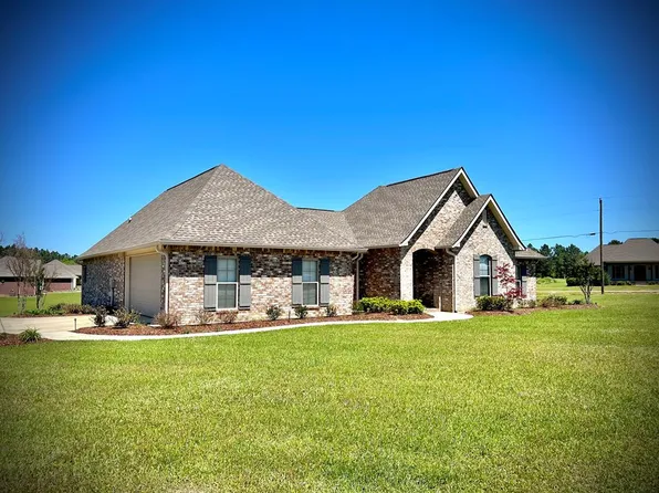 1010 Orleans Dr, Summit, MS 39666