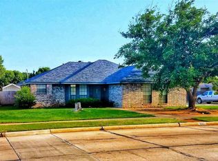 5213 Langford Ln, Wichita Falls, TX 76310