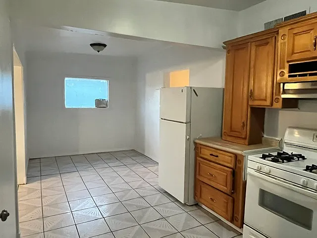 5116 Raymond Telles Dr — Photo 9