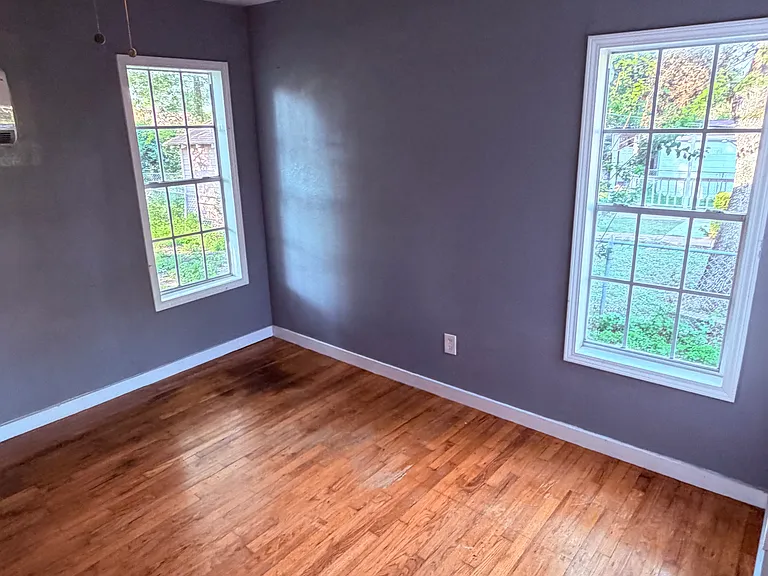 311 Glamis Ave #I — Photo 6