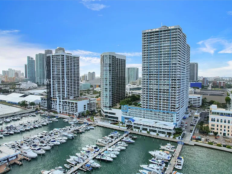 1717 N Bayshore Dr #A-1132 — Photo 20