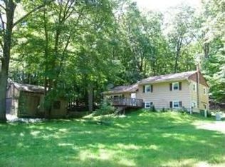 1014 Old Post Rd, Esopus, NY 12561