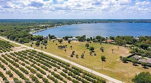 1st image of 70 Catfish Ln