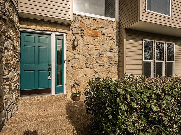 4th image of 720 Bluewater Dr