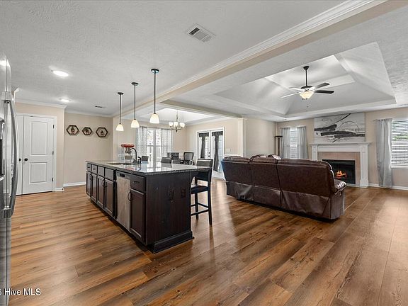 4th image of 3049 Easton Drive