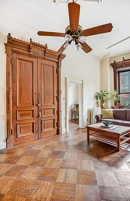 Sold by Compass | media 18