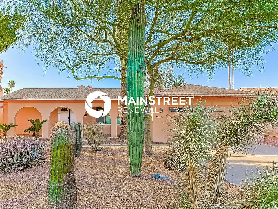 2515 E Del Rio Dr