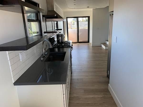 1st image of 136A Plateau Ave