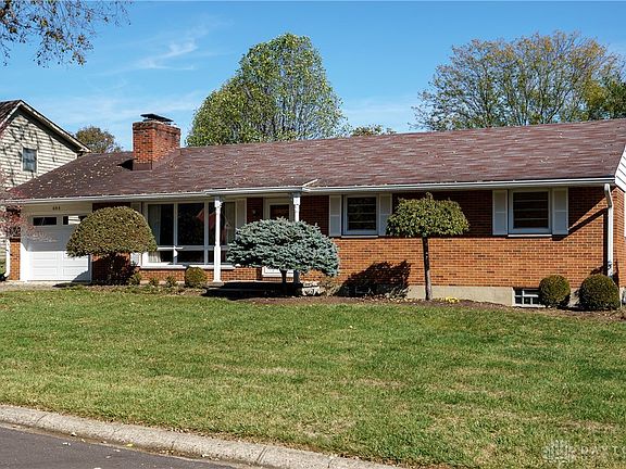 3rd image of 684 Joycie Ln