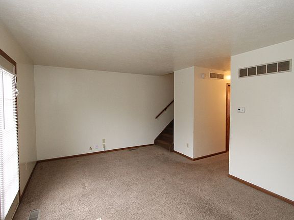 5th image of 815 W Wilden Ave #B