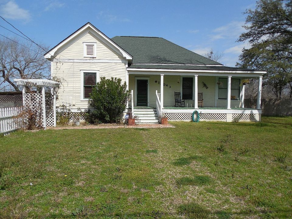 1st image of 1504 Ursuline Ave