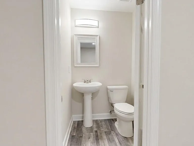 37 Sydnor St — Photo 9