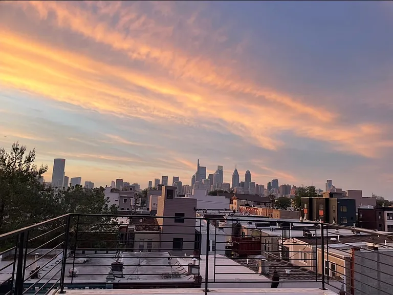 2212 Greenwich St — Photo 19