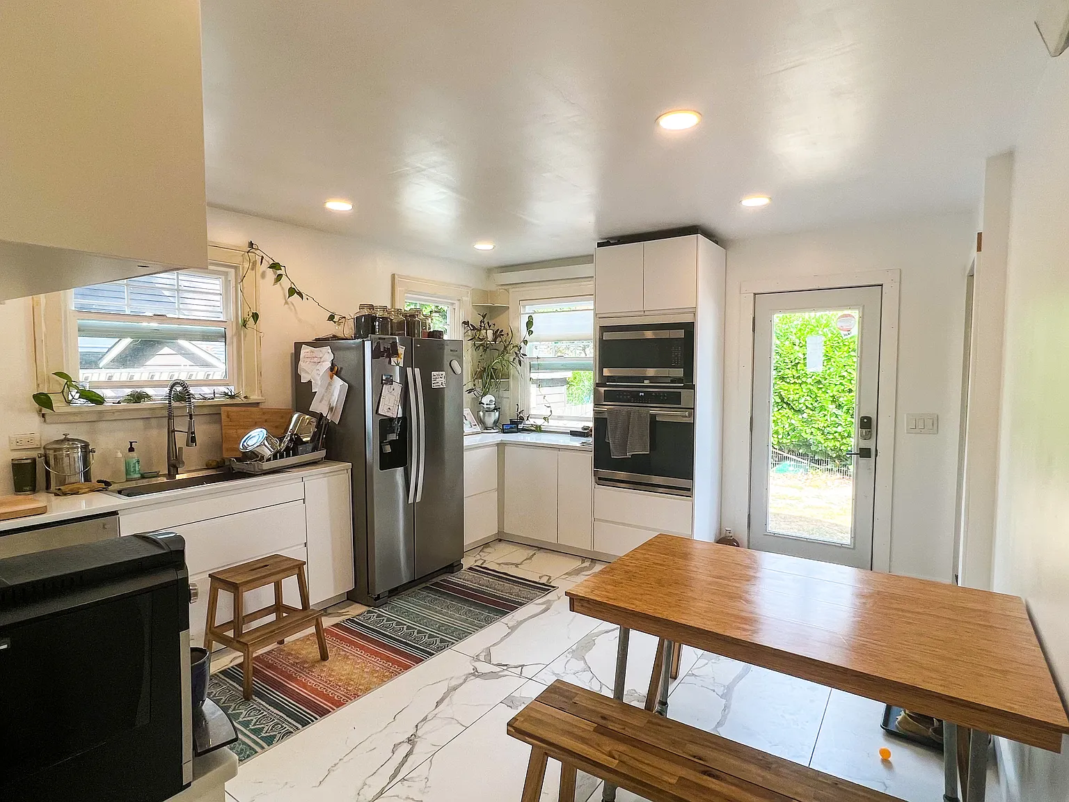 2 bed, 950 sqft, $3,800 — Photo 4