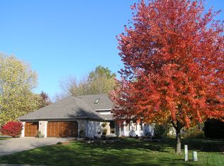 4674 Dale St N, Shoreview, MN 55126