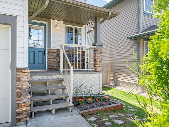 4th image of 5819 8th Ave SW