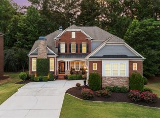 5010 Collins Lake Dr, Mableton, GA 30126