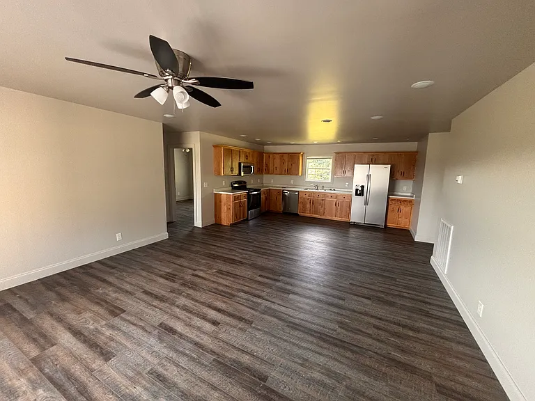 1346 Highway 2 E — Photo 8