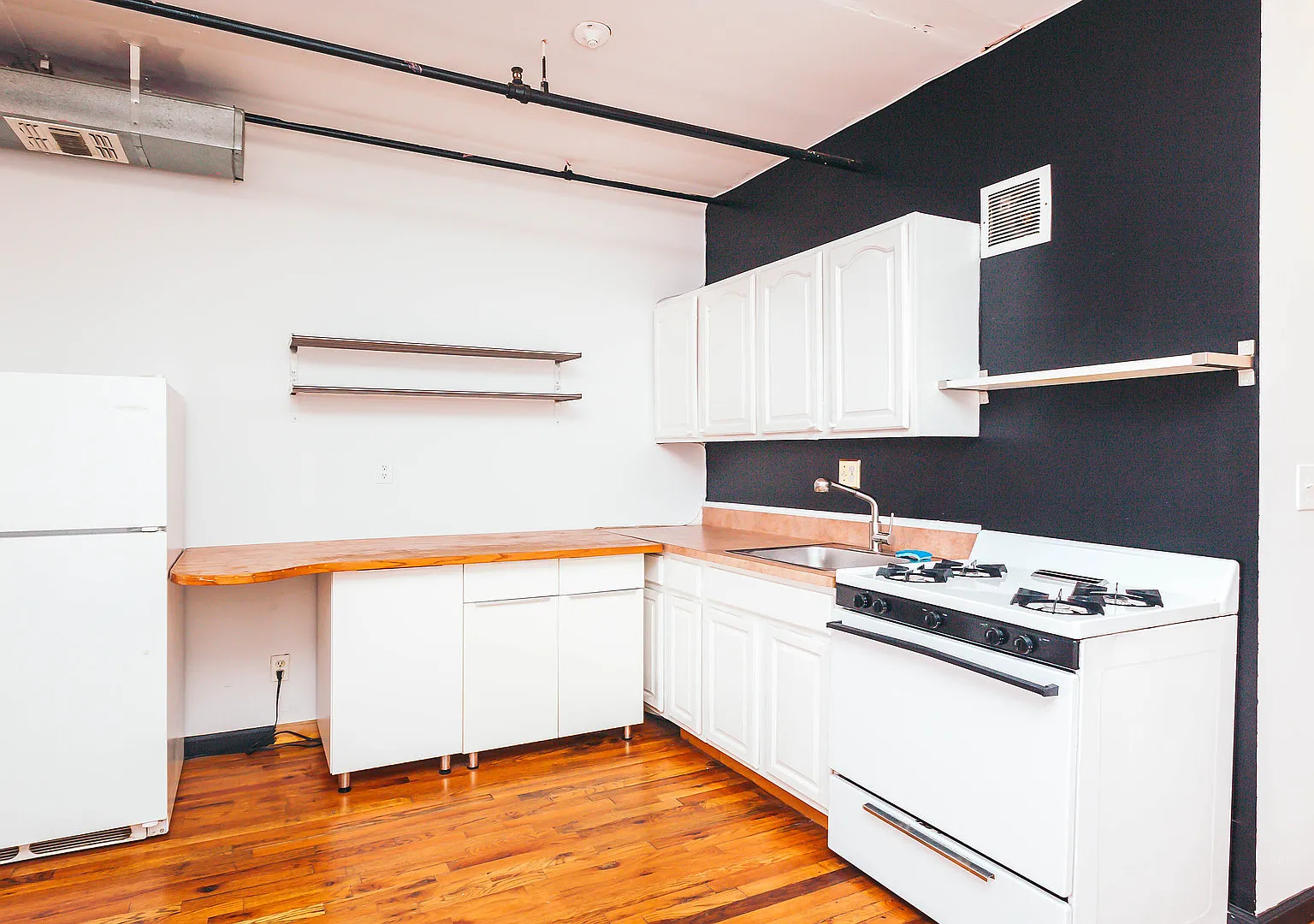 27 Arion Place — Photo 3