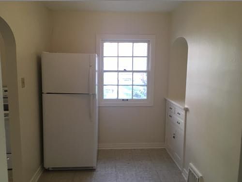 3rd image of 1117 E 100 S #1