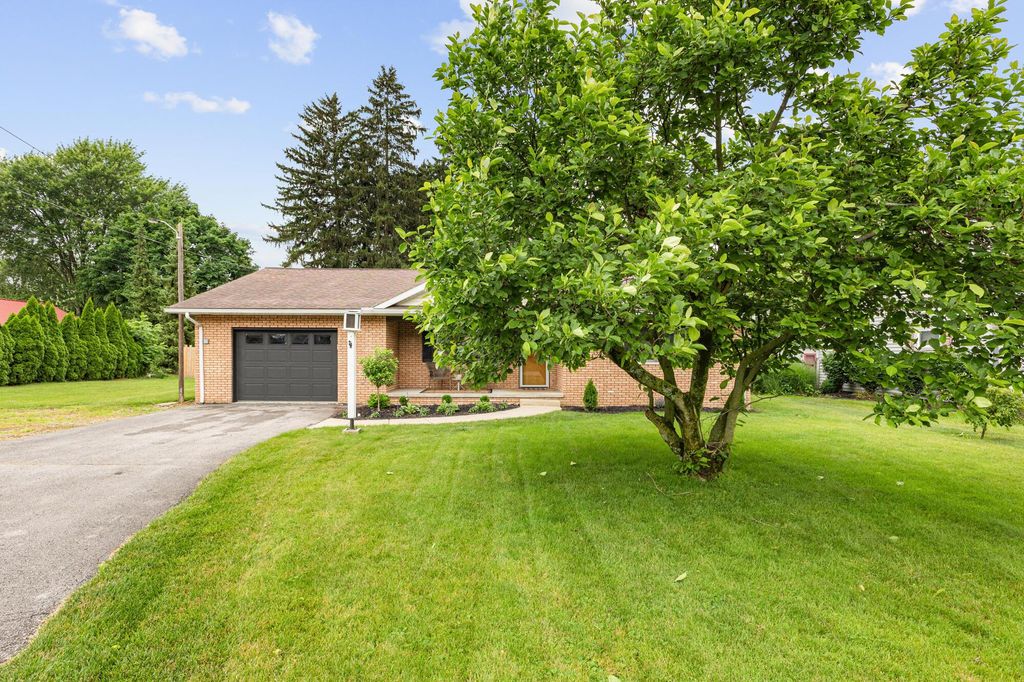 Real estate listing image