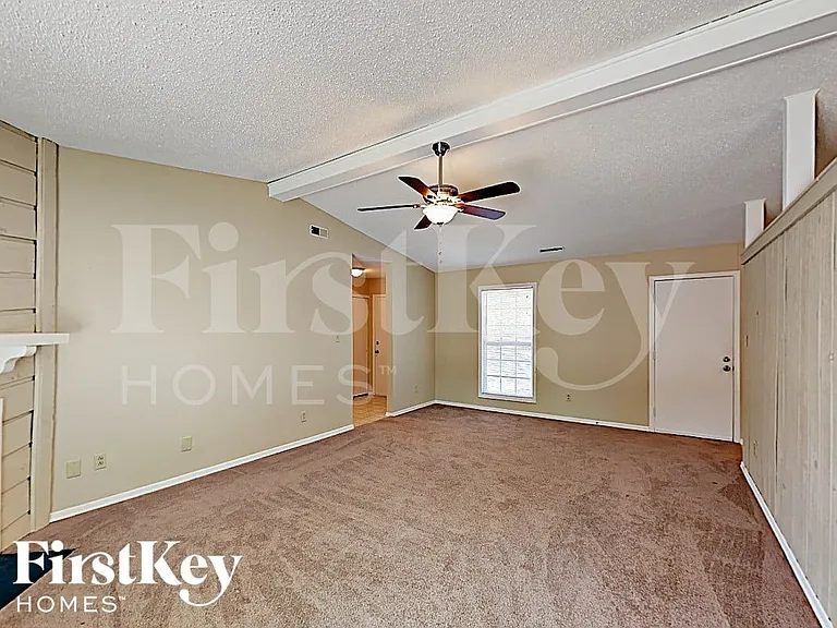 6417 Pineburr Ct — Photo 2