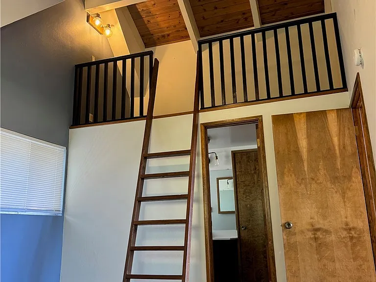 956 Teakwood Dr — Photo 15