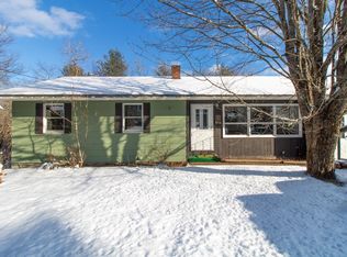86 Skyline Dr, Lyndonville, VT 05851