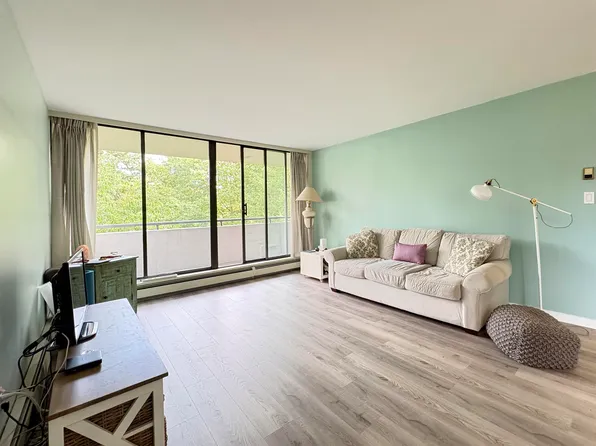 2060 Bellwood Ave #602, Burnaby, BC V5B 4V2