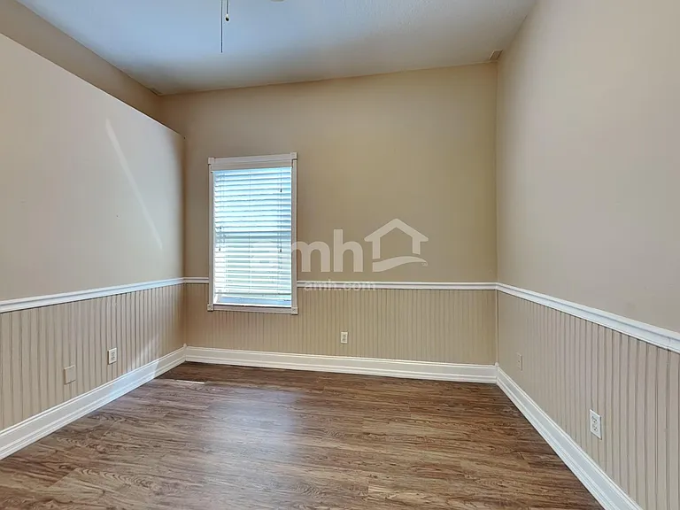 11525 Andy Dr — Photo 22