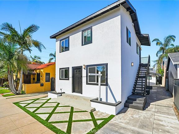 5th image of 3519 E Colorado St