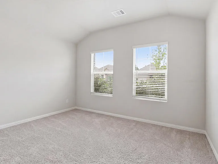 410 Dempsey Dr — Photo 20