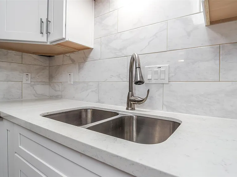 12633 Memorial Dr #243 — Photo 4