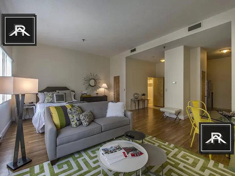 1077 Commonwealth Ave #209 — Photo 12