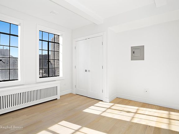 2nd image of 312 E 42nd St #2612