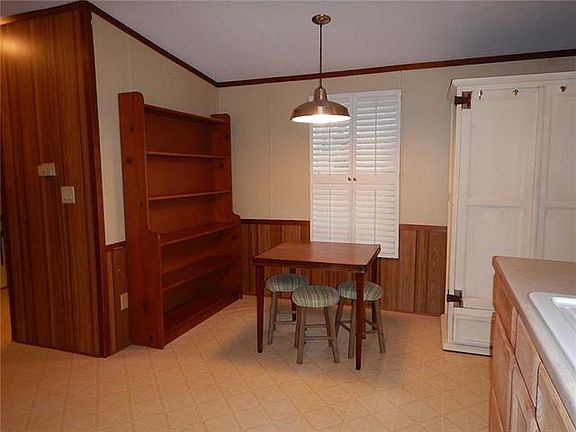 5th image of 4314 Elmwood Ct