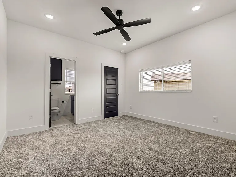 3003 Alpha Wolf Ct — Photo 16