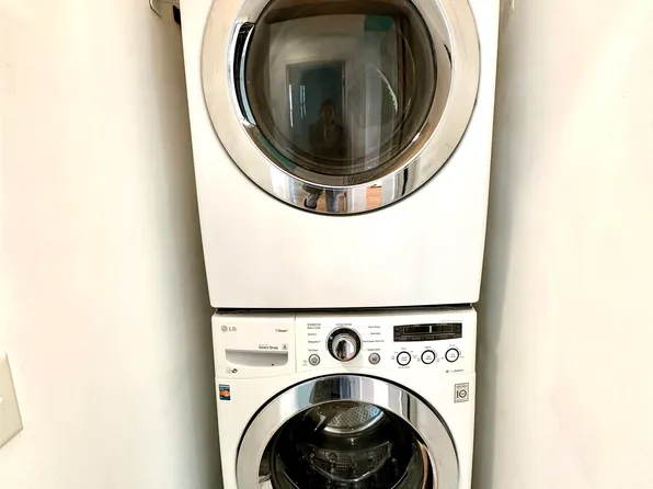 606 Kennedy Boulevard image 7 of 14