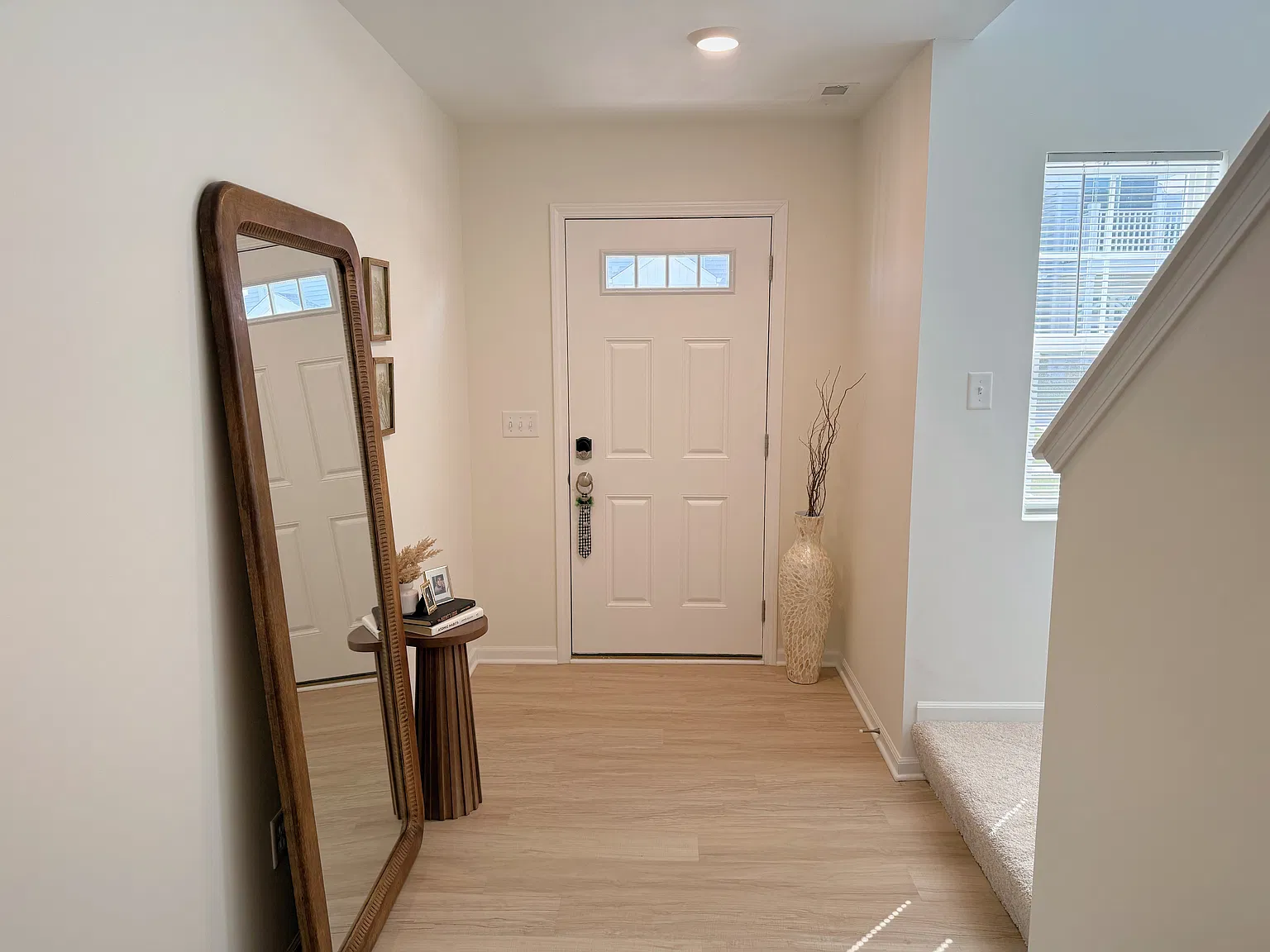 3 bed, 1468 sqft, $2,950 — Photo 3